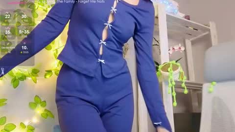 Emily online show from March 8, 8:18 am