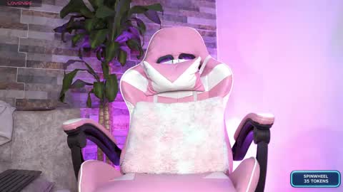 Emily online show from April 20, 12:46 am