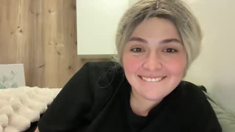 Snapshot of emily_morning_dew chatting on October 22, 2:41 pm emily_morning_dew online show from October 22, 2:41 pm