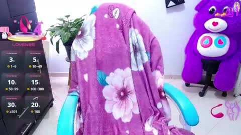       online show from April 20, 12:30 pm