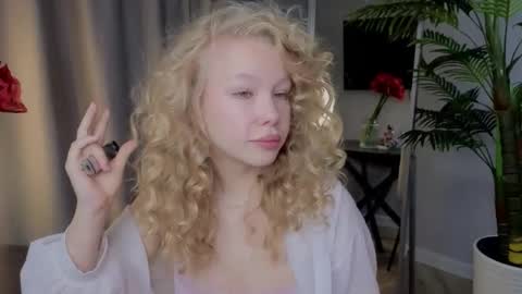 emily shepard online show from December 4, 2:55 am