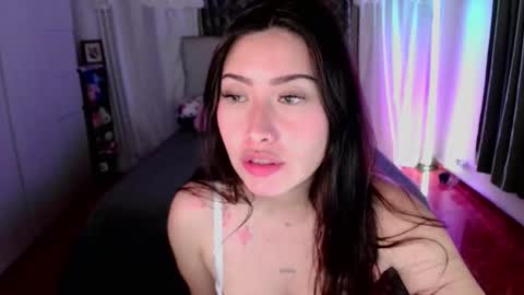 Emily  Swan online show from January 11, 2:28 am