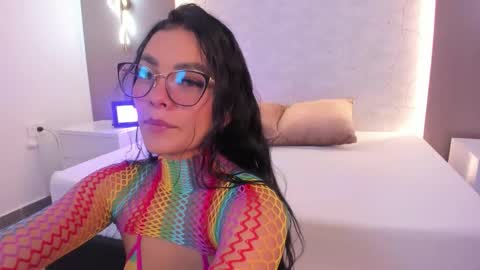 emily_tolson online show from March 24, 7:31 pm