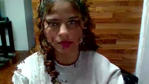 EmilyCm online show from April 10, 11:42 pm