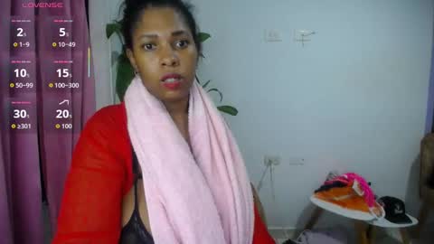 Snapshot of emilyhines__ chatting on September 15, 11:50 pm Emilyhines online show from September 15, 11:50 pm