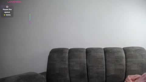 Snapshot of emilyhines__ chatting on September 12, 11:07 pm Emilyhines online show from September 12, 11:07 pm