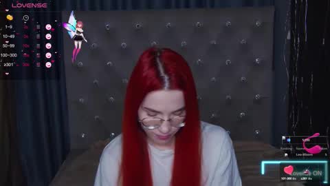 EmilyKents online show from October 14, 1:30 am