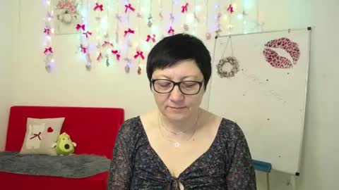 Emily online show from April 13, 5:33 am