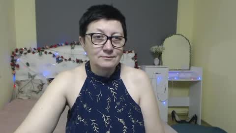 Emily online show from March 15, 7:02 am