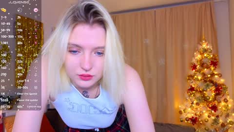 Emily online show from December 3, 10:01 am