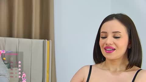 emilynovaa1 online show from January 31, 7:22 pm