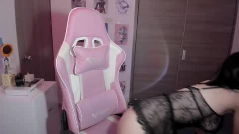 EMILY online show from September 12, 3:19 am