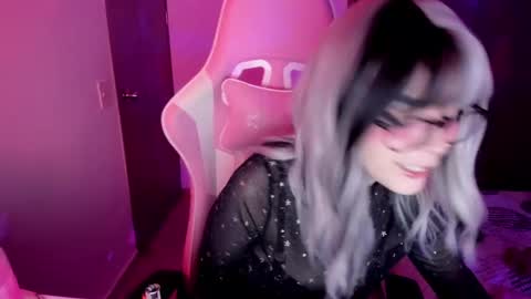 EMILY online show from March 8, 3:17 am