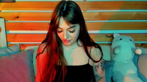 Emily online show from November 25, 8:35 am