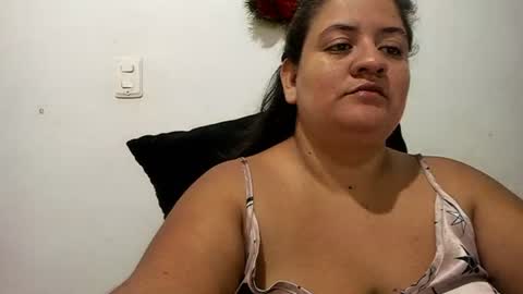 Jhoanna  online show from June 15, 3:53 am