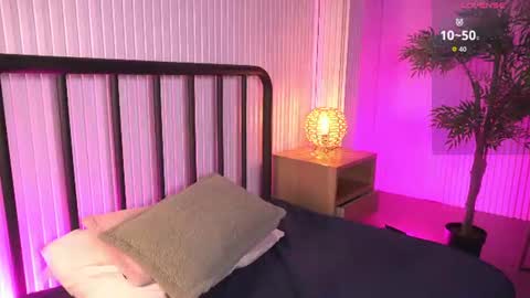 Emma online show from June 22, 11:28 am
