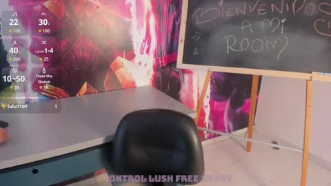 EMMA FOX online show from March 4, 5:24 pm