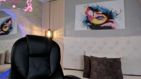 Emma online show from September 22, 12:31 pm