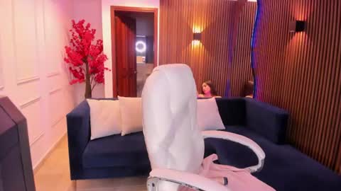 emma_caarter online show from July 16, 3:10 am