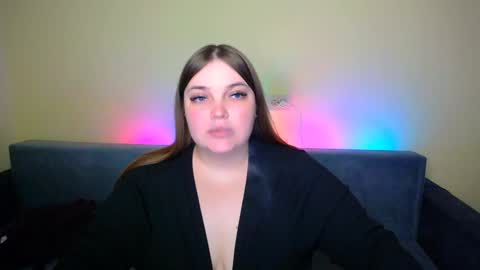 Snapshot of emma_dorn chatting on February 7, 5:18 pm Eva online show from February 7, 5:18 pm