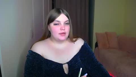Snapshot of emma_dorn chatting on February 22, 3:14 pm Eva online show from February 22, 3:14 pm