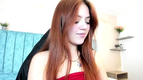 Snapshot of emma_ford1 chatting on February 8, 7:48 am Emma  online show from February 8, 7:48 am