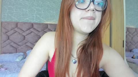 Snapshot of emma_ford1 chatting on February 8, 5:50 pm Emma  online show from February 8, 5:50 pm