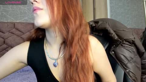 Snapshot of emma_ford1 chatting on January 14, 6:56 am Emma  online show from January 14, 6:56 am