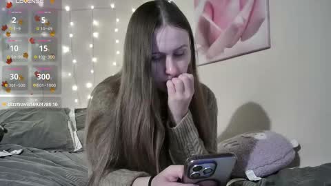 emma_just online show from November 25, 6:18 pm