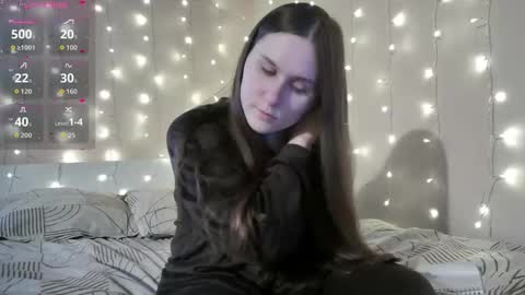 emma_just online show from February 15, 9:52 am