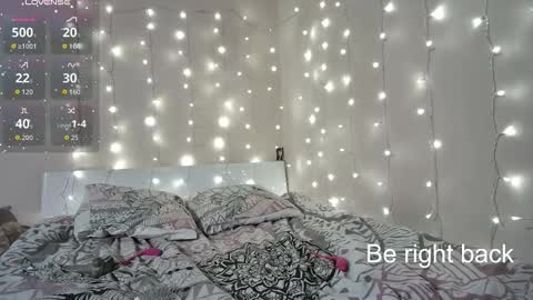 emma_just online show from January 8, 7:58 am