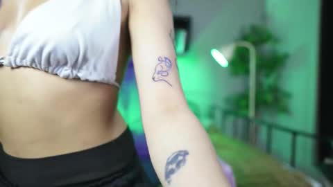 Emma online show from October 8, 5:46 am