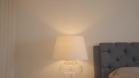 emma_lu1 online show from November 30, 3:41 pm