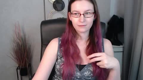 emma online show from February 6, 11:20 am