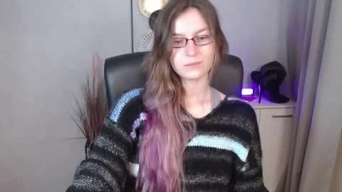 emma online show from September 22, 5:33 am