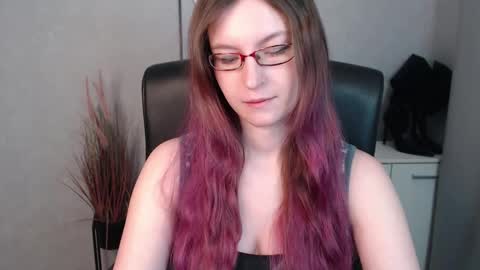 emma online show from February 12, 6:51 am