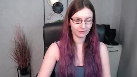 emma online show from February 20, 10:16 am