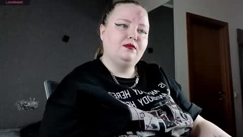 Snapshot of emma_razoom chatting on September 15, 6:15 am Emma Razumovskaya online show from September 15, 6:15 am