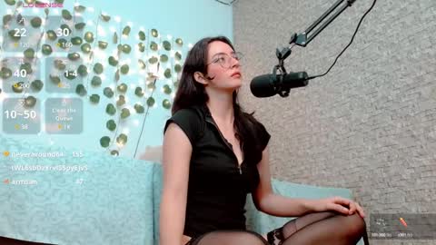 Emma  online show from December 6, 6:53 am