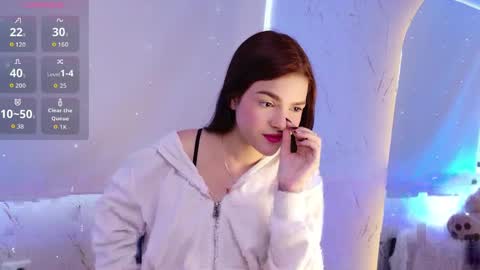 emma_wattsoon online show from April 17, 4:09 pm