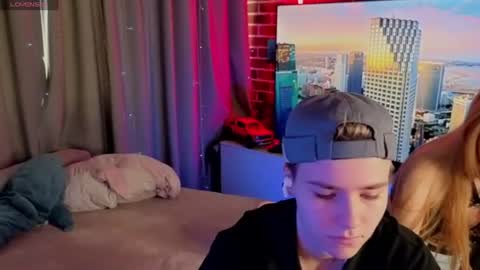 Emma online show from July 17, 2:08 pm