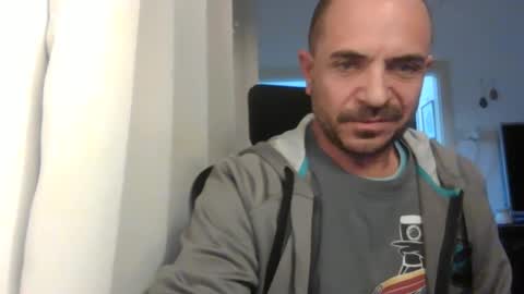 Ariel online show from February 21, 2:06 pm