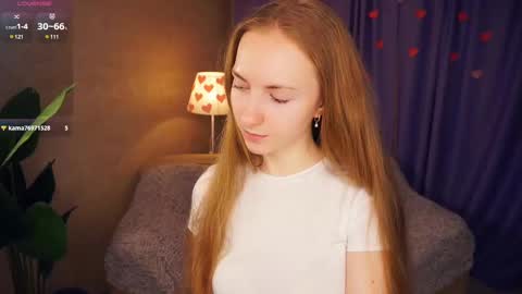 Snapshot of emmalaflame chatting on February 28, 8:28 pm Emma day  Wendy night online show from February 28, 8:28 pm