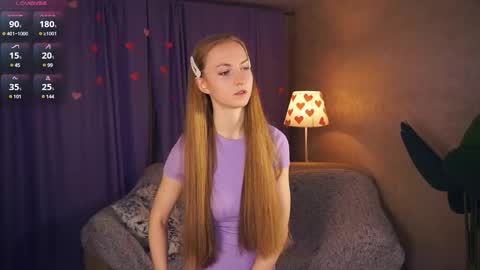 Snapshot of emmalaflame chatting on February 16, 8:22 pm Emma day  Wendy night online show from February 16, 8:22 pm