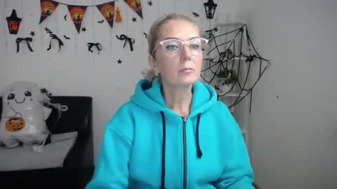 Emma online show from November 2, 6:02 am