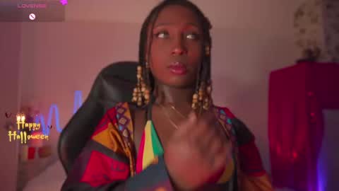 Sara online show from November 4, 11:33 am