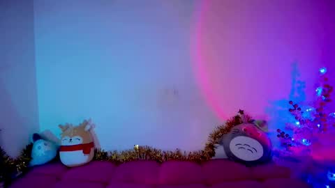 RH-NEGATIVE GREEN-EYED BAELIEN online show from December 17, 4:36 pm