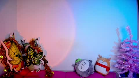 RH-NEGATIVE GREEN-EYED BAELIEN online show from December 15, 3:42 pm