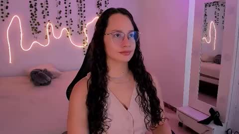 Emma Torres online show from October 15, 2:18 pm