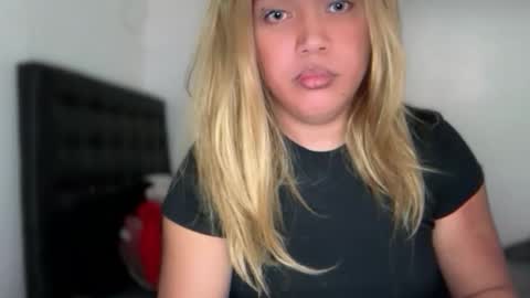 YourDreamGirl Emma  online show from March 11, 3:59 pm